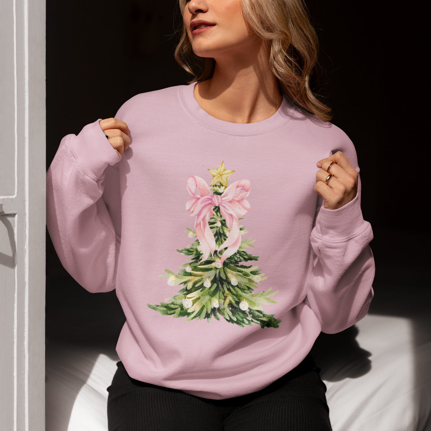 🎄 Christmas Tree Bow Shirt & Christmas Sweatshirt for Women 🎄